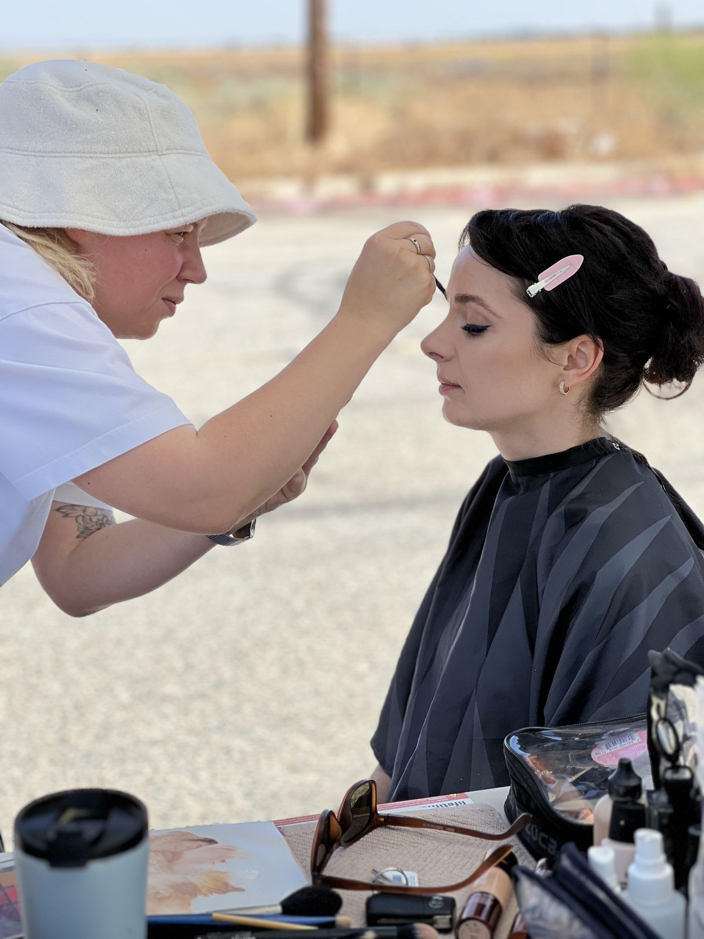Make-up artist at work, photo 16
